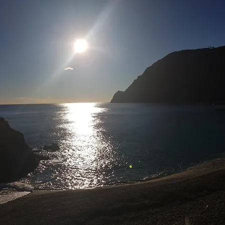 Da A Landa Nel Centro Storico Ad Un Passo Dal Mare Apartman