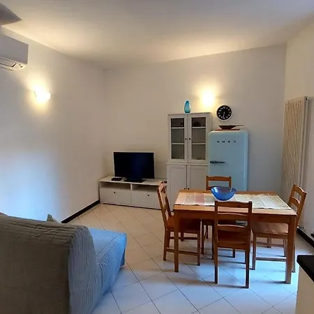 Apartment Da A Landa Nel Centro Storico Ad Un Passo Dal Mare *