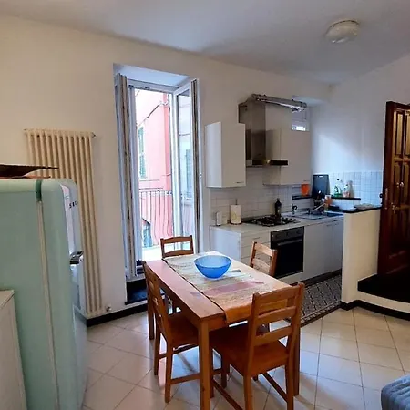 Da A Landa Nel Centro Storico Ad Un Passo Dal Mare