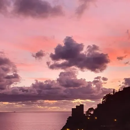Da A Landa Nel Centro Storico Ad Un Passo Dal Mare