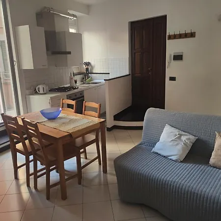 Apartment Da A Landa Nel Centro Storico Ad Un Passo Dal Mare
