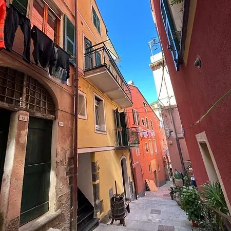 Apartment Da A Landa Nel Centro Storico Ad Un Passo Dal Mare *